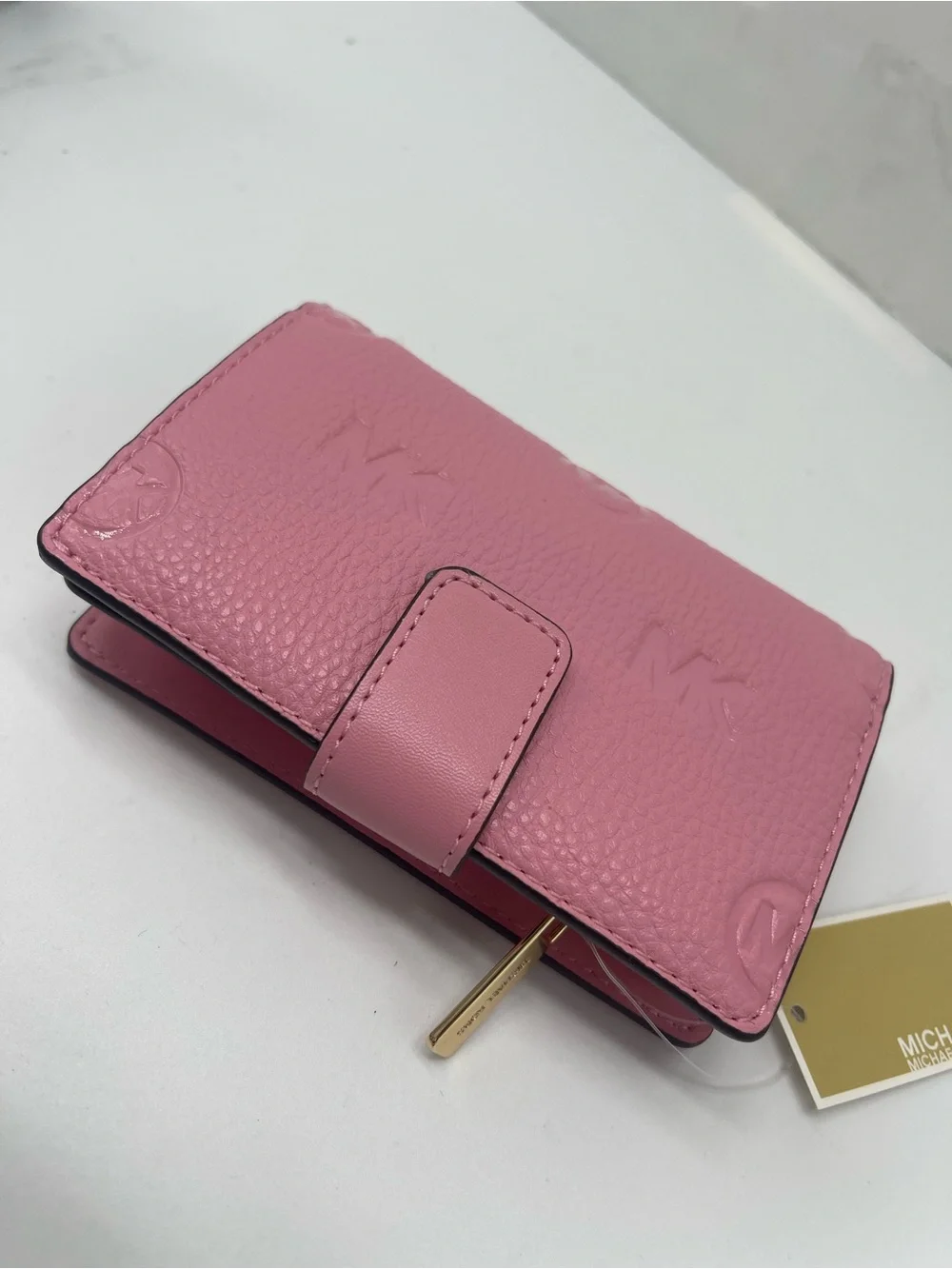 MICHAEL KORS Jet Set Travel Md Zip Coin Logo Debossed Bifold Wallet Carnation NW